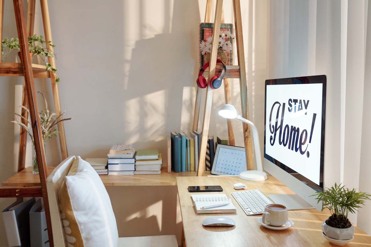 Tips for Comfortable Workspace in a Small Apartment 