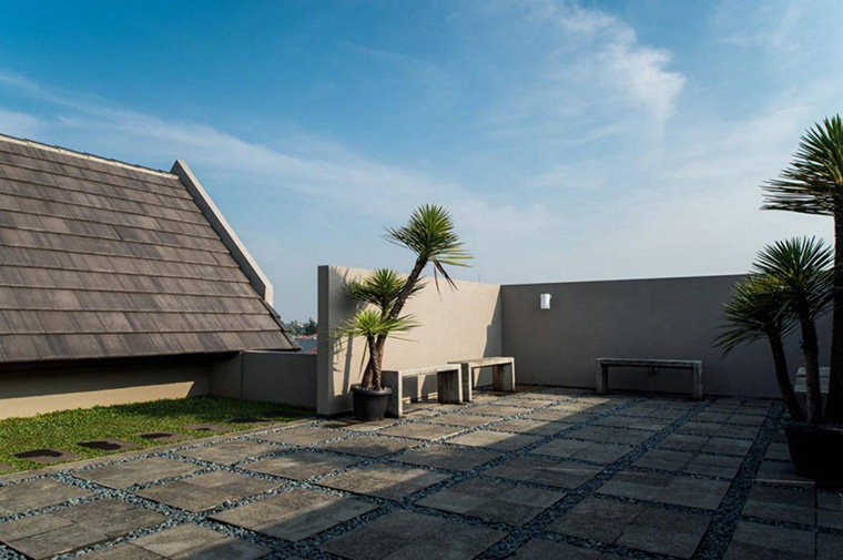 7 Inspirasi Desain Rooftop Cantik yang Nyaman