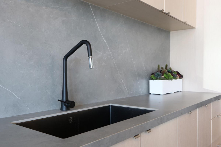 Backsplash, a Functional and Aesthetical Feature of Your Kitchen