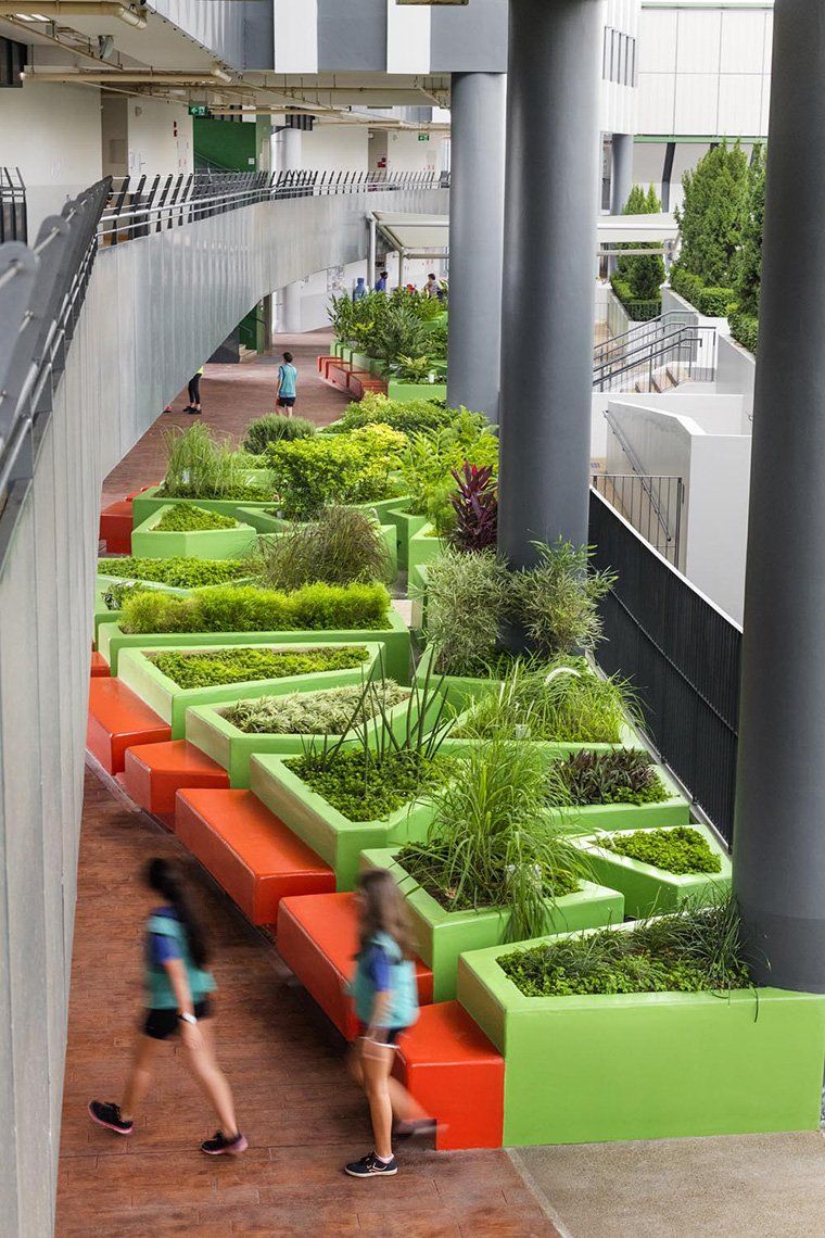 Lycée Francais de Singapour Extends With A Lush Open Space