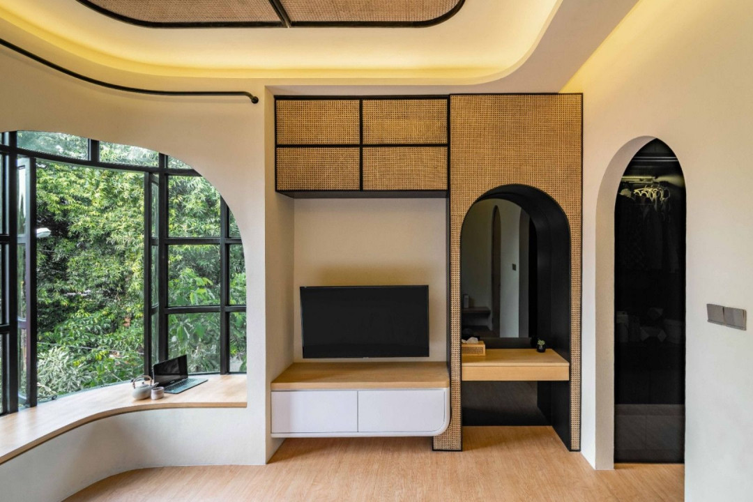 JJ House, A Modern-Minimalist Small Dwelling with A Playful, Curvy Massing