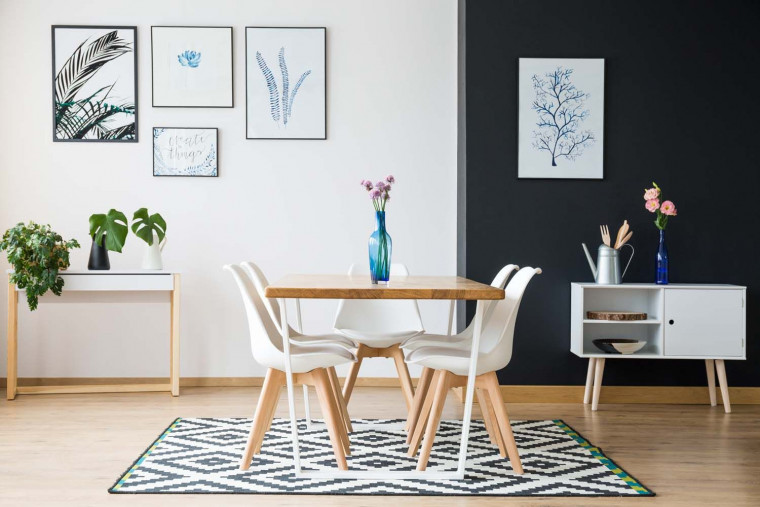 6 Pertimbangan Memasang Karpet Sebagai Alas Meja Makan