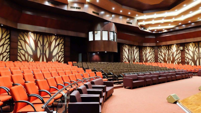 Lima Hal Penting yang Perlu Diperhatikan Dalam Mendesain Auditorium yang Baik