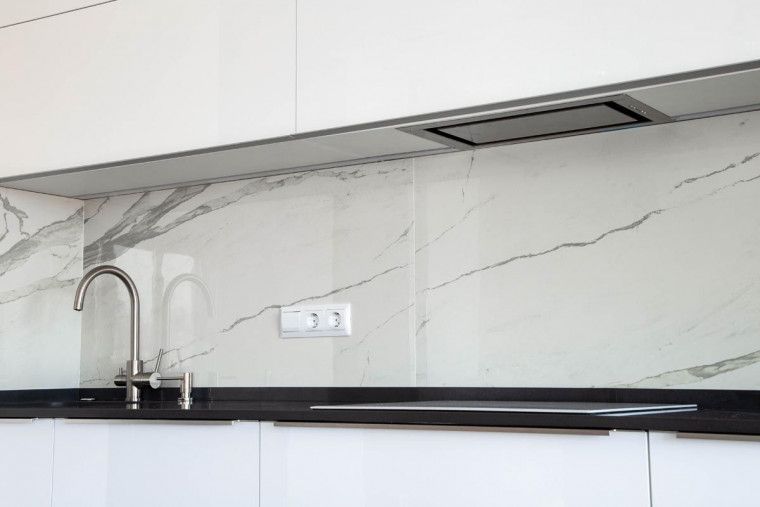 Backsplash, a Functional and Aesthetical Feature of Your Kitchen