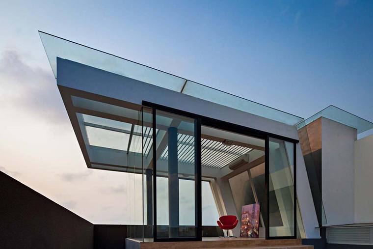 7 Inspirasi Desain Rooftop Cantik yang Nyaman