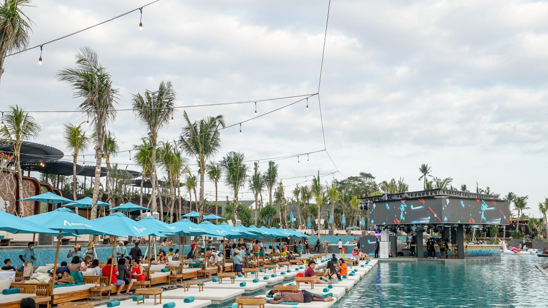 Atlas Beach Fest, One-stop Entertainment with A Festive, Tropical Cosmopolitan Style