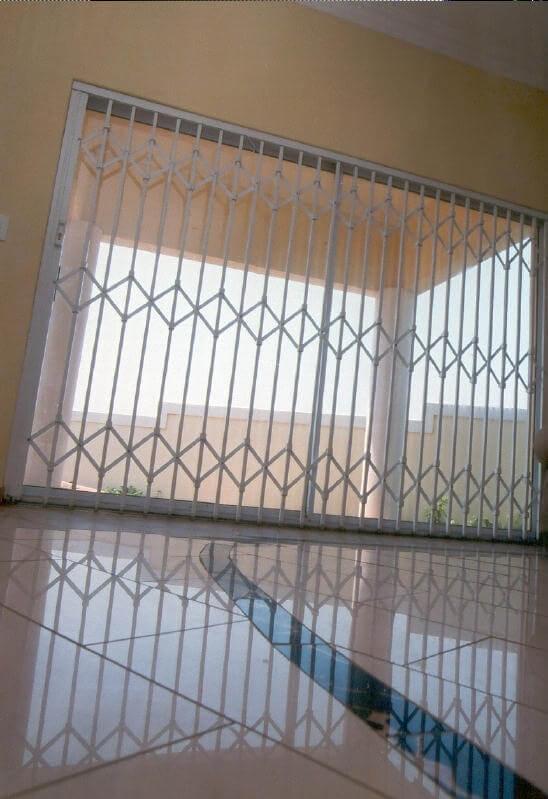 Expandable Security Gates – S10™ T max from The Australian Trellis Door Co