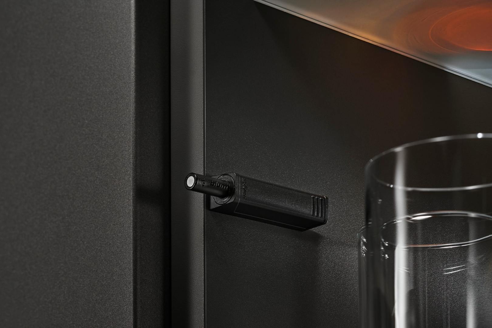 CLIP top - Hinge System from Blum