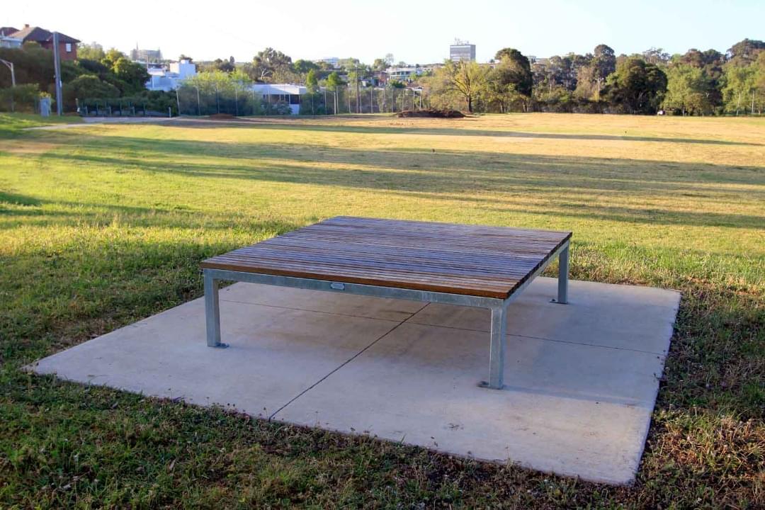 Uni Hill Platform Bench from Commercial Systems Australia