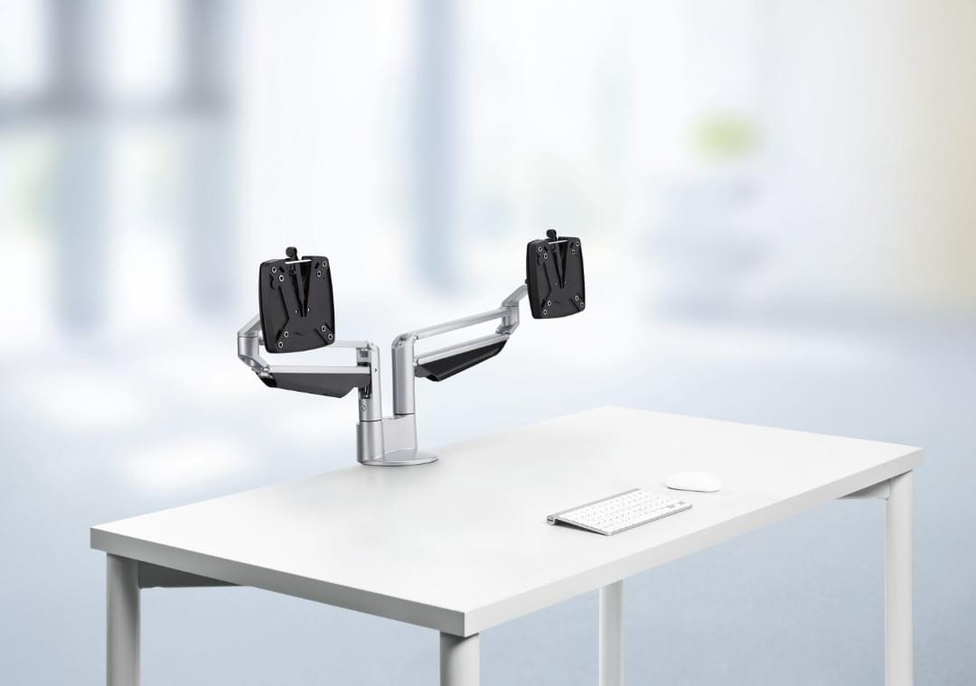 NOVUS Clu Duo C, with table mount from Emco