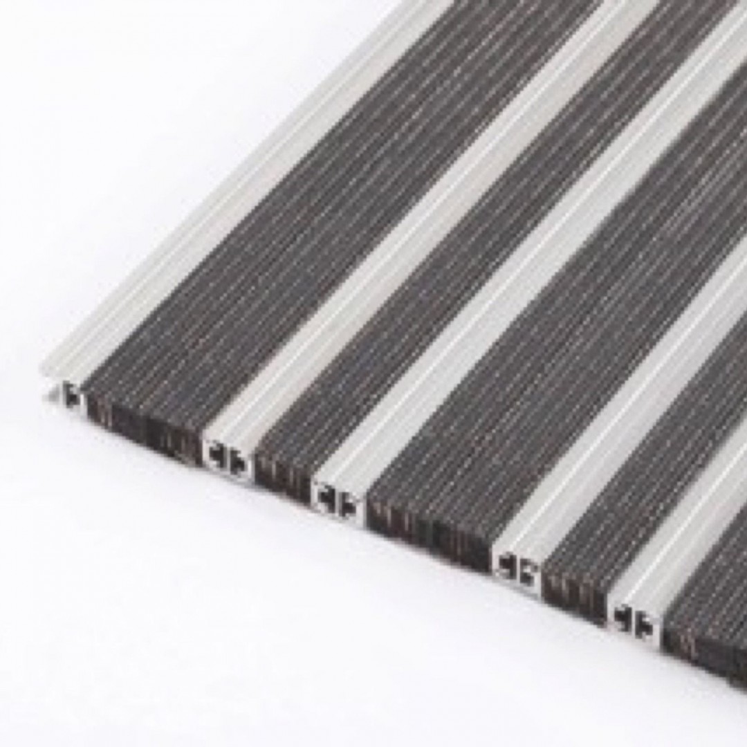 Verse R300 Reversible Aluminium Matting from Classic Architectural Group