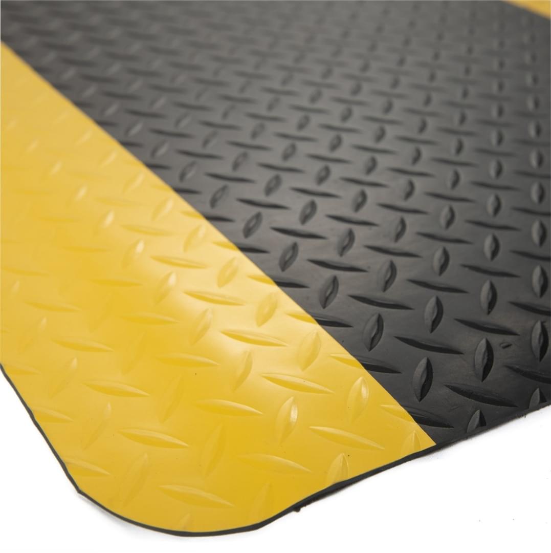 Anti-Fatigue Mat Diamond Plate Sponge - 600mmX 900mm - Black OR Yellow Border from Safety Xpress