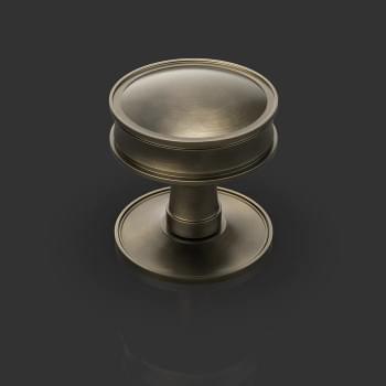OLIVER KNIGHTS - Agravain CDK - Centre Door Knobs from GID Limited