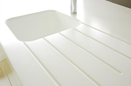 Integrated drainers & Heat rods from Austaron Surfaces