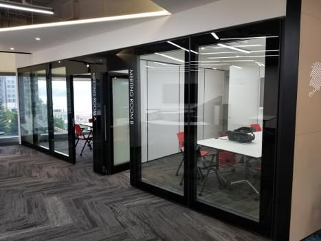 Office Glass Partition Demountable