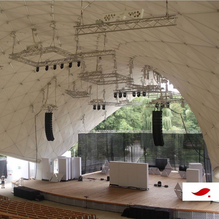 [Poland] Szczecin Summer Theatre: a new Roof Featuring Serge Ferrari Group Membranes