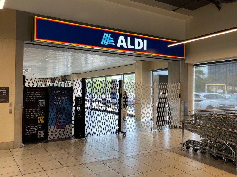 Expandable barriers for emergency hire or rental proving popular for Australia's national retailers