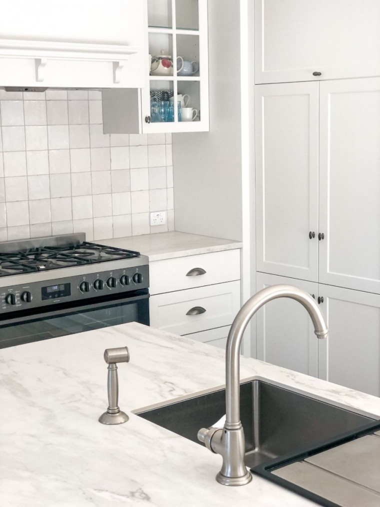 The Great Kitchen Sink Debate - Is an Integrated Drain Board Helpful or Not?