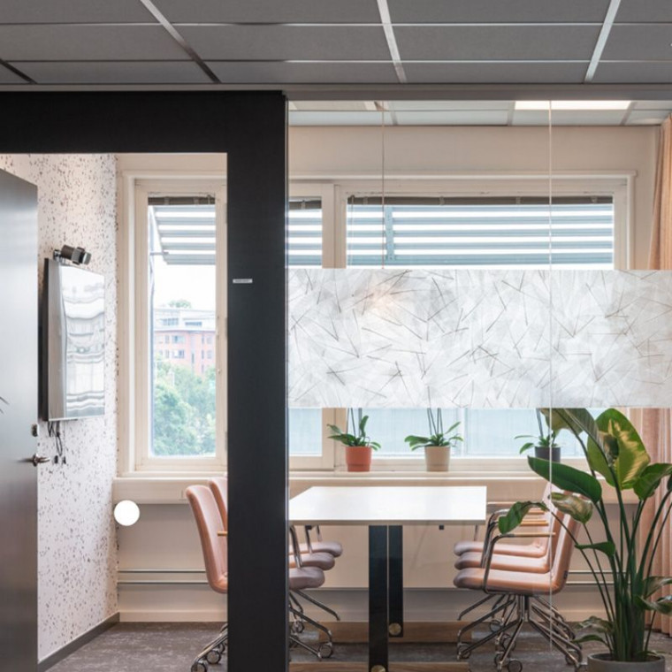 Improving Life with Plants and Organoid for a Feel-good Fitout
