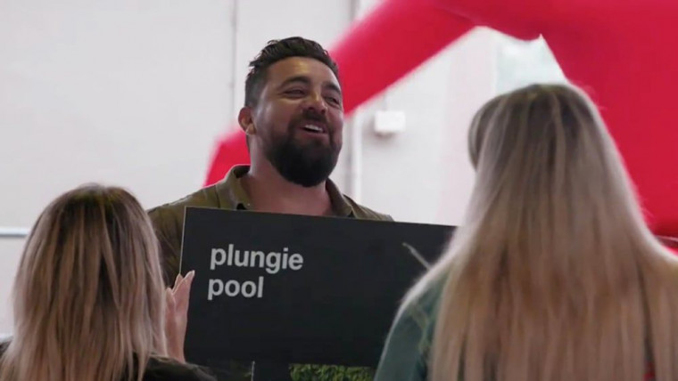 Plungie Seals the Deal on Celebrity Apprentice Australia