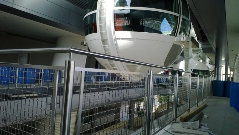 Going Above and Beyond with Wovenpanel® Railings - High Roller, Las Vegas