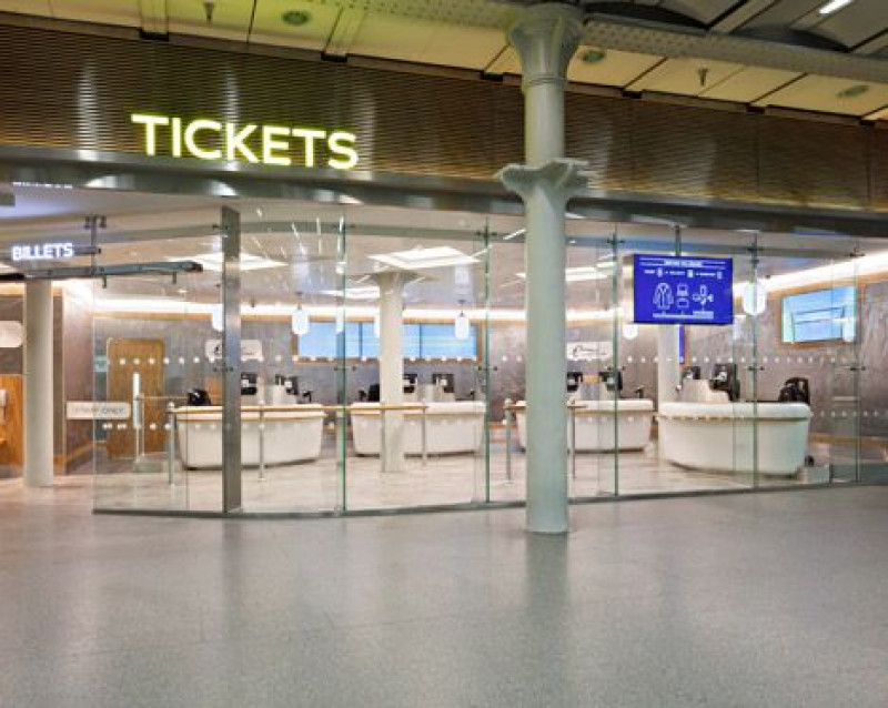 Christopher Jenner brings “craft” to Eurostar with London Ticket Hall redesign