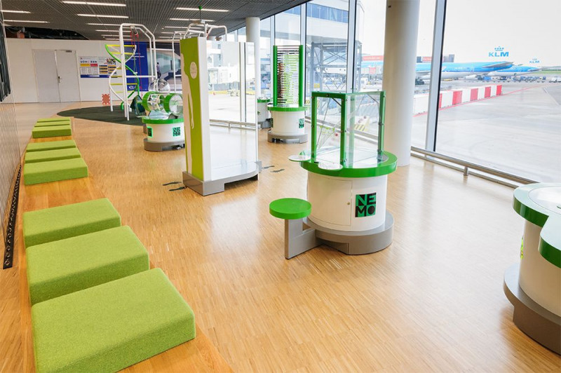 Bona colours specified for Schiphol airport